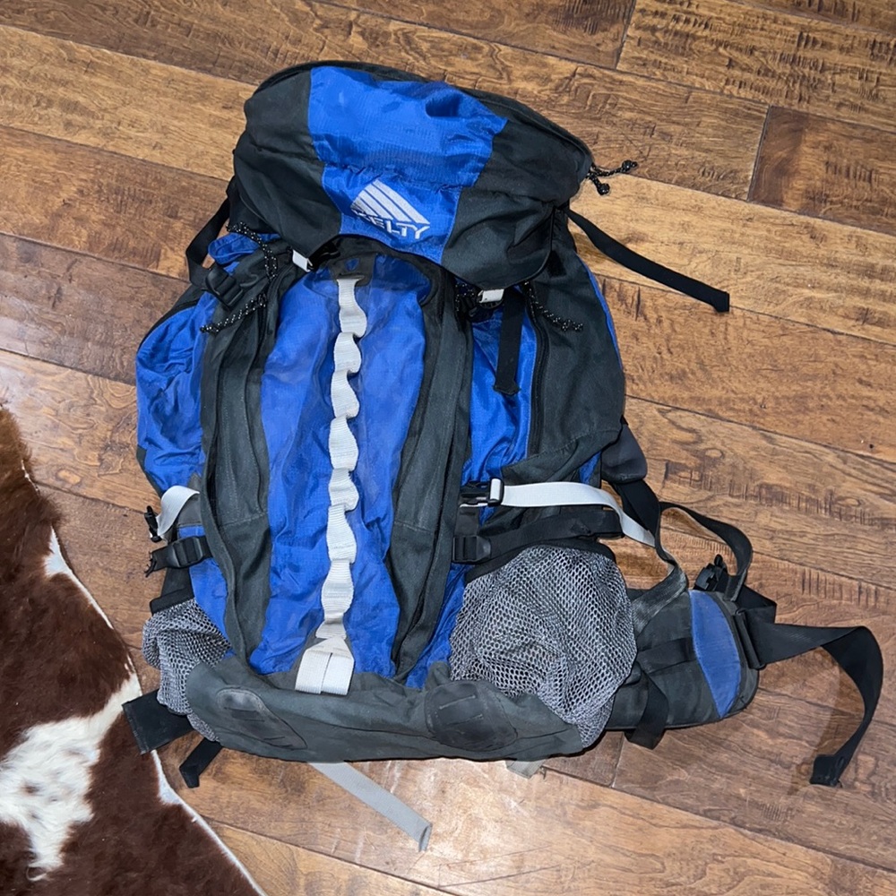 Kelty coyote 4750 pack
